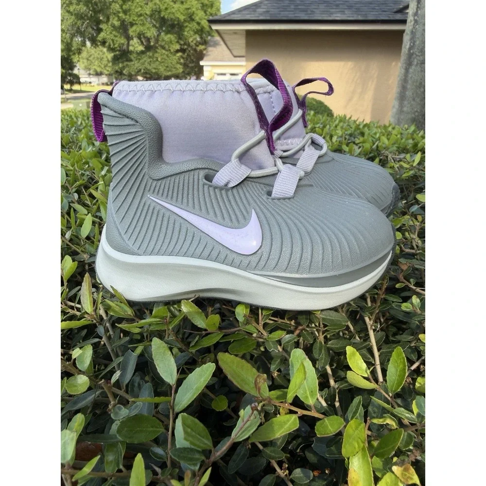 Nike Binzie Boot 'Smoke Grey Violet‎ Frost Toddler 3C Waterproof Rain Boots